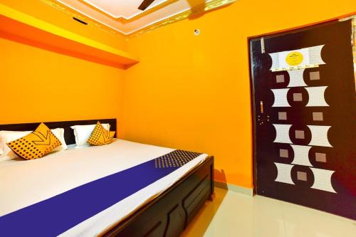 Hotel O Lucky Guest House