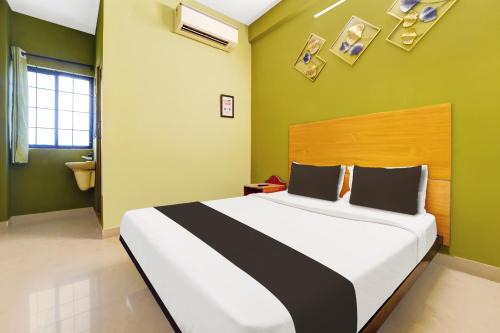 Hotel O Magical Crown Inn