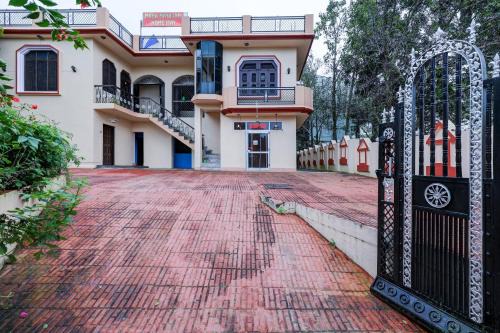 Hotel O Maha Maya Inn Home Stay
