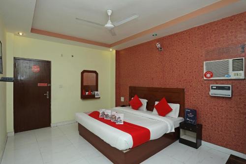 Hotel O Neel Ganga