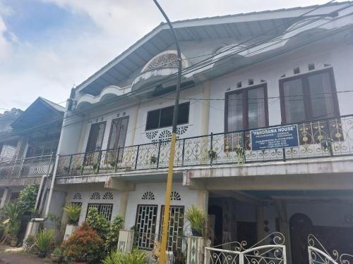 Hotel O Panorama House Near Lokon Camping Ground