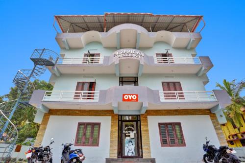 Hotel O Parppidam Residency Kazhakuttam Railway Station