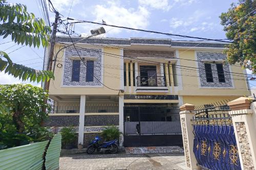 Hotel O Pondok Baruga 777 Near Sarewo Musik Studio Kendari
