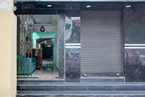 Hotel O Pratima Palace