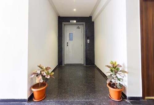 Hotel O Qualia Inn Kondapur Near Botanical Garden