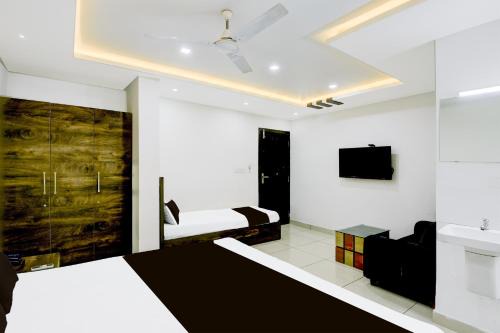 Hotel O R K Residency