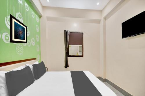 Hotel O Raikwar Inn