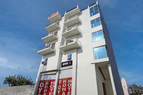 Hotel O Rohan Guest house