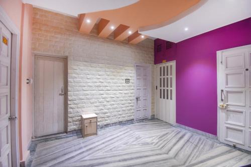 Hotel O RS Guest House