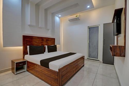 Hotel O Rudra