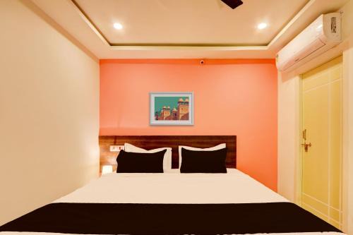 Hotel O S L N Grand