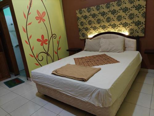 Hotel O Solo near RS JIH Solo formerly Azifa Inn