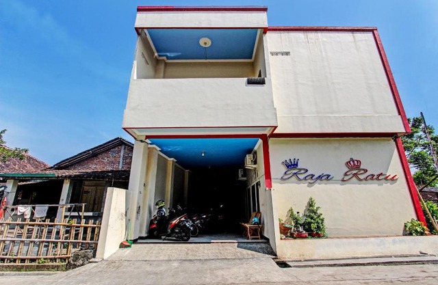 Hotel O Solo near Solo Safari formerly RR Guesthouse