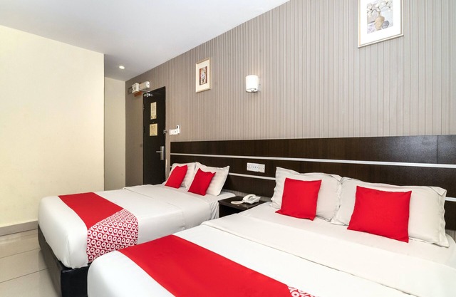 OYO 89965 Stay Inn Ii