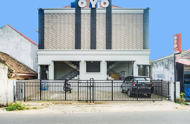 Hotel O Z Homestay