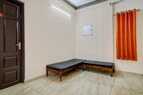 Hotel O Versatile Inn