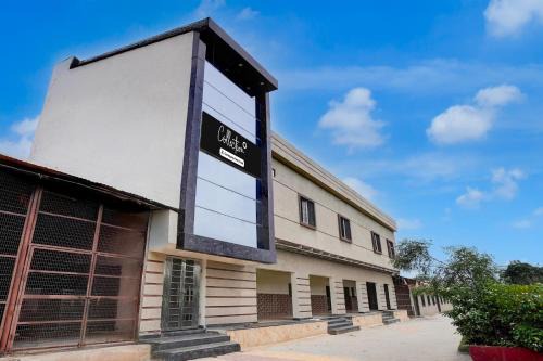 Hotel O Yamuna Riverview Formerly Swyamwar Resort