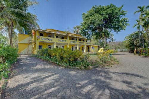 Hotel O Yellow House