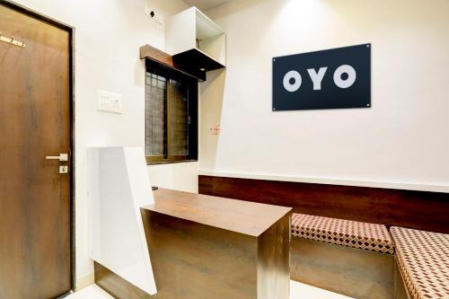 Hotel O Yuvraj Dhage Plot Shivshakti Maidan