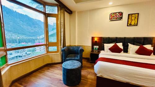 Hotel Ocean & Hotel Meadows Mountain View ! A Family Hotel ! Near To Mall Road