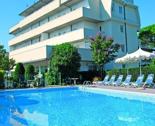 Hotel Old River