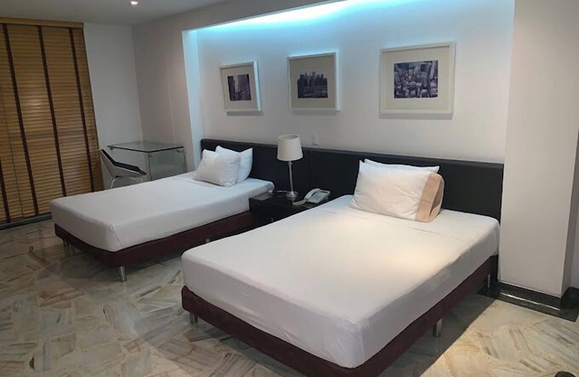 HOTEL OLH VERSALLES