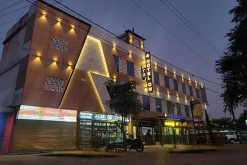 HOTEL OM, Betul