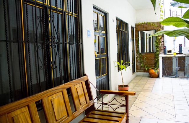 HOTEL OM DOWNTOWN