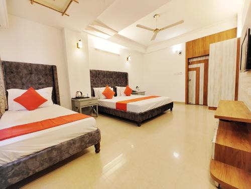 Hotel Omni Plaza