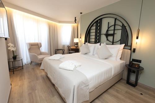 Hotel Opera by Zeus International