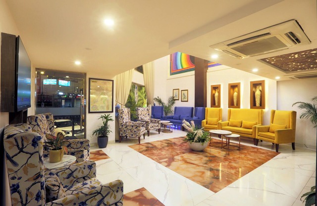 Hotel Cardinal Oxmo Delhi Airport
