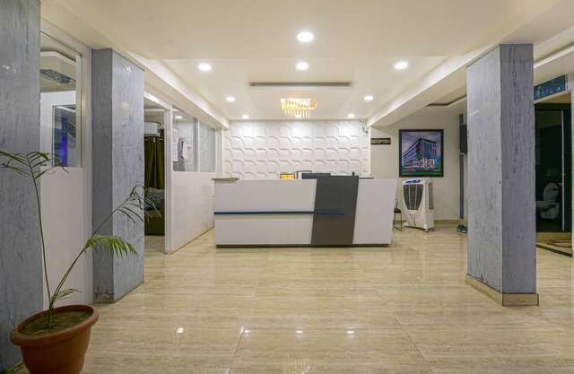 Hotel Pal Residency