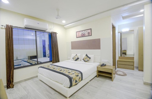 Hotel Pal Residency