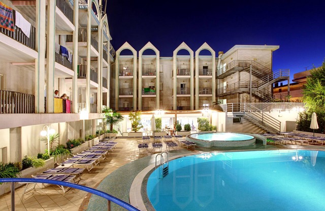 Hotel Palace