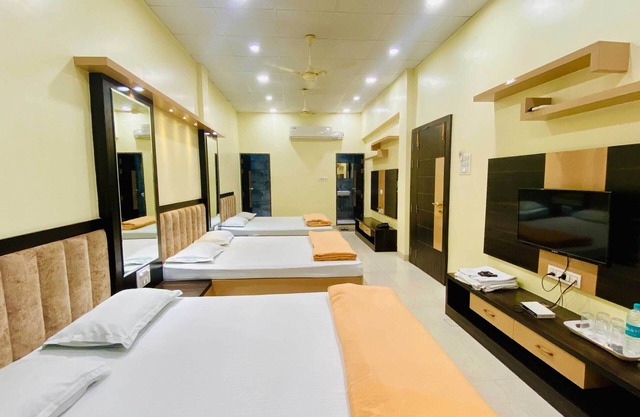 Hotel Panchavati Palace
