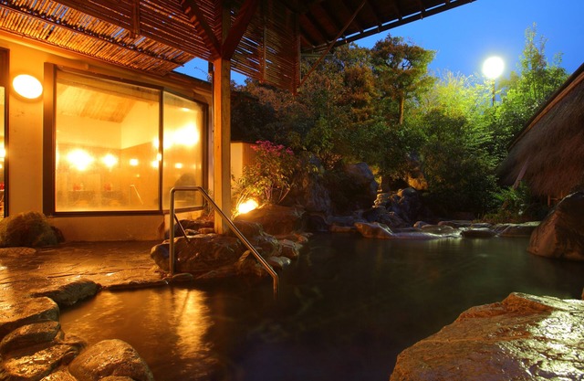Hotel Parens Onoya