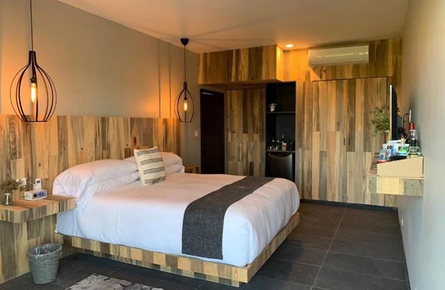 Hotel Partana