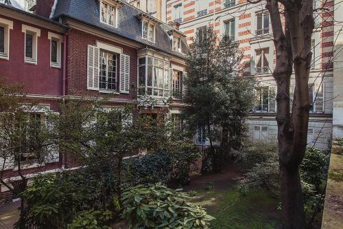 Hotel Particulier, Neuilly sur Seine, Palais des Congrès