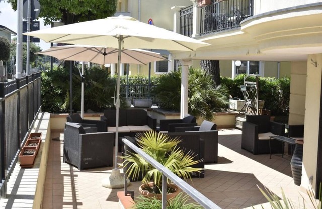 Hotel Perla Verde