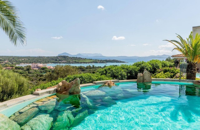 Hotel Petra Bianca