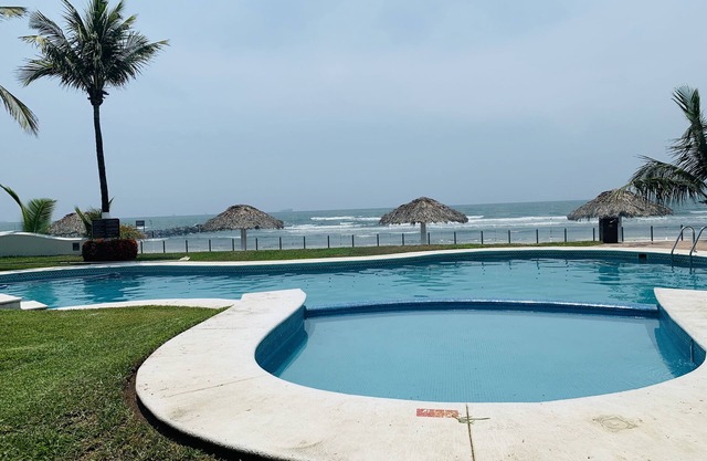 Hotel Playa Caracol