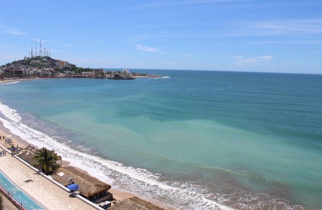 Hotel Playa Marina