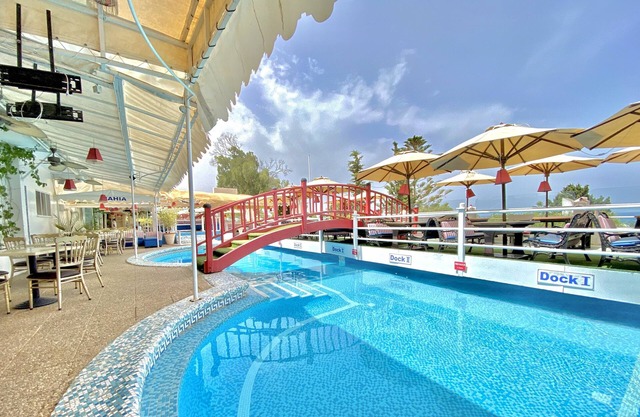Hotel Plaza Corniche