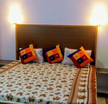 Hotel Plaza, Khajuraho