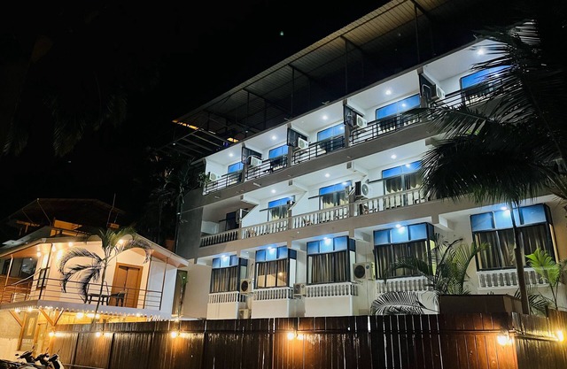 Hotel Pleasure Inn near Turtle Beach- Morjim