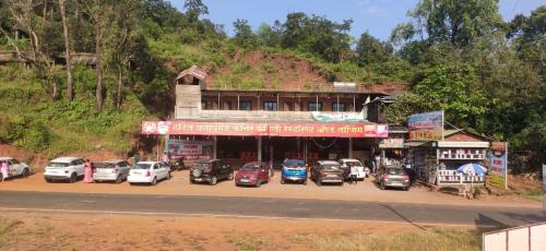 Hotel Pratapgad Corner