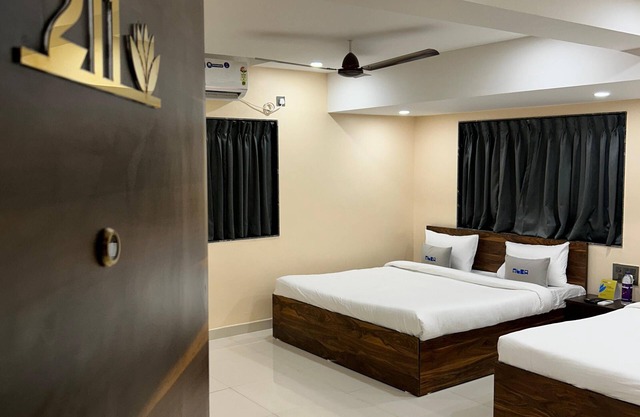 Hotel Pravasa stays Shirdi