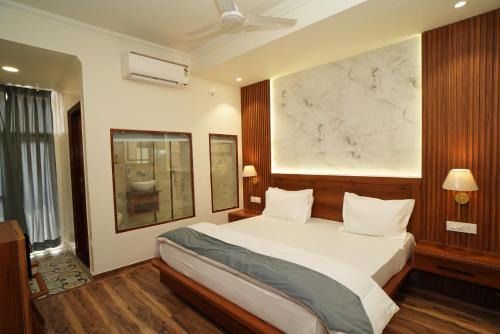 Hotel Premjees Paradise