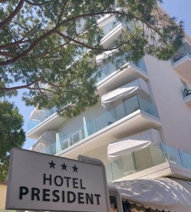 Hotel President