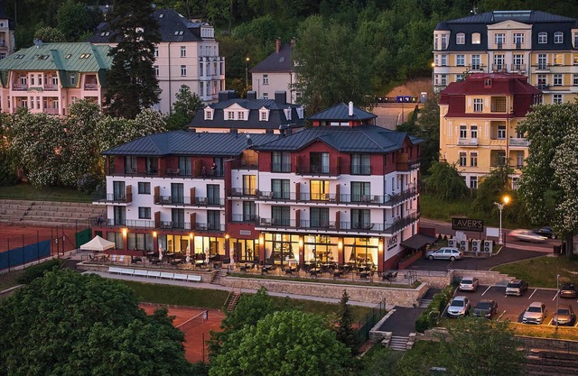 Hotel Queens
